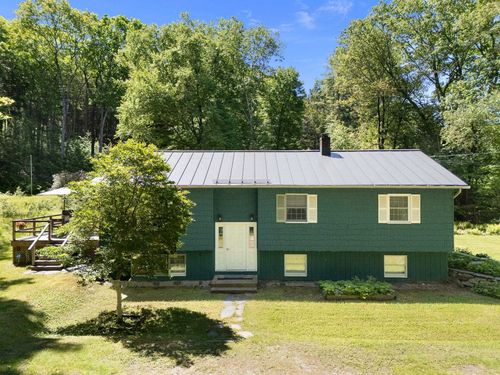 408 Old Guilford Rd, Brattleboro, VT, 05301-3653 | Card Image