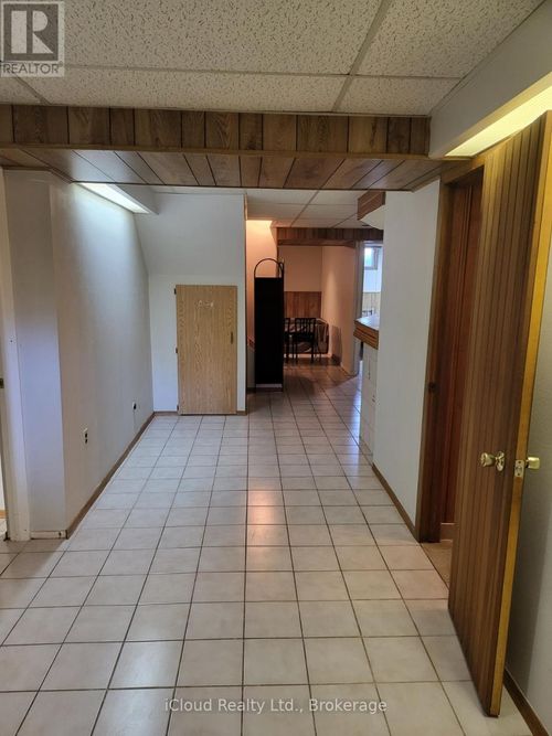2498 Privet Cres, Mississauga, ON, L5B2S4 | Card Image
