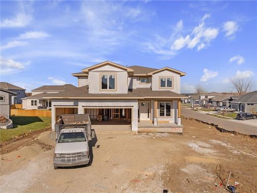 8972 Shady Bend Rd, Lenexa, KS, 66227-3020 | Card Image