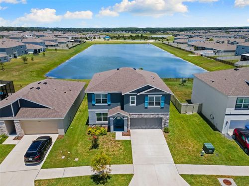 9728 Crescent Ray Dr, WESLEY CHAPEL, FL, 33545-4962 | Card Image