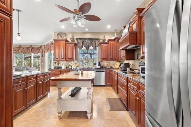 10905 Elliot St, House other with 3 bedrooms, 3 bathrooms and null parking in RIVERVIEW FL | Image 10