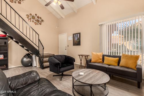 233-1831 W Mulberry Dr, Phoenix, AZ, 85015-5866 | Card Image