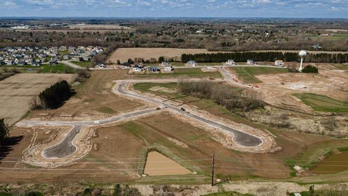 633 Hawks Ridge Rd, GRAFTON, WI, 53024 | Card Image
