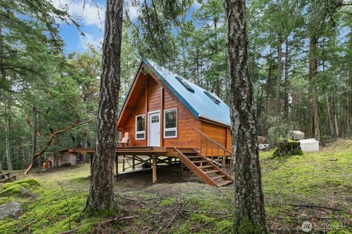 436 Marine Ln, Friday Harbor, WA, 98250-9036 | Card Image
