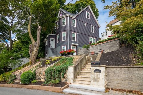 2 Deane Ave, Winthrop, MA, 02152-1506 | Card Image