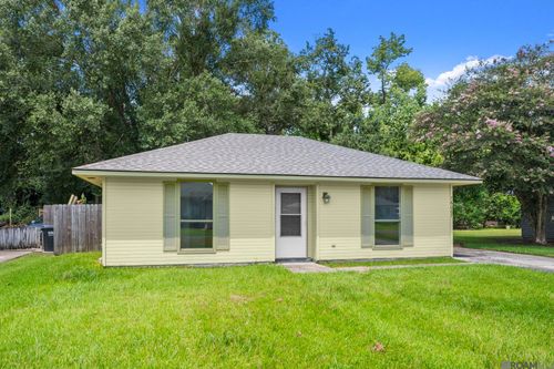 16087 N Hernandez Ave, Prairieville, LA, 70769-5529 | Card Image