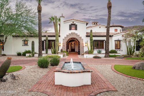 5842 E Redwing Rd, Paradise Valley, AZ, 85253-4278 | Card Image