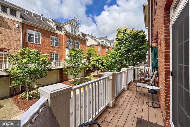 120 Fortnightly Blvd, Townhouse with 4 bedrooms, 5 bathrooms and null parking in HERNDON VA | Image 43