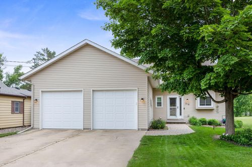 316 Lake Ave N, Silver Lake, MN, 55381-6177 | Card Image