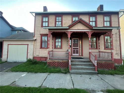 202 Laughlin St, Dawson, PA, 15428-1079 | Card Image