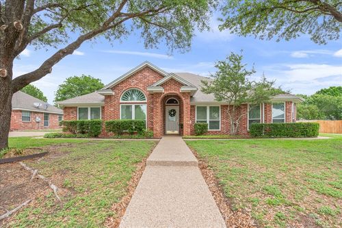 1216 Darbyton Dr, Hewitt, TX, 76643-3988 | Card Image