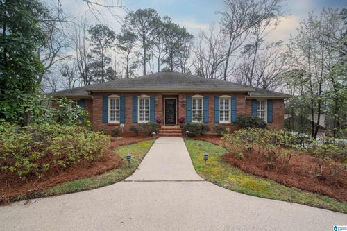 843 Willow Oak Dr, Hoover, AL, 35244-1614 | Card Image