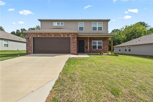2765 W Emil Dr, Fayetteville, AR, 72704-8044 | Card Image