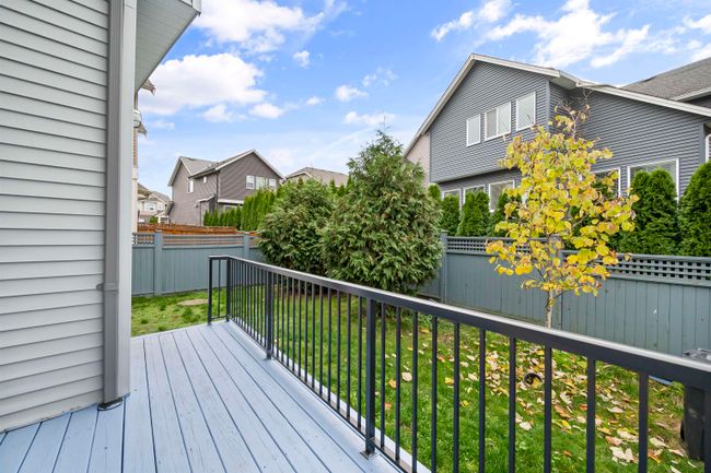 27516 28 Avenue, House other with 3 bedrooms, 2 bathrooms and 4 parking in Langley BC | Image 17
