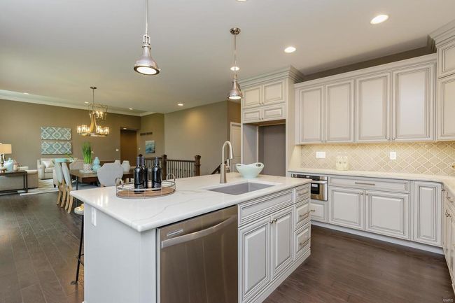 Photo representation of a similar home. Some features shown may be optional. | Image 6