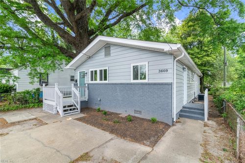 3609 Victoria Blvd, Hampton, VA, 23661-1511 | Card Image