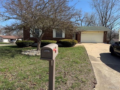 34 Junction Dr, Old Monroe, MO, 63369-2311 | Card Image