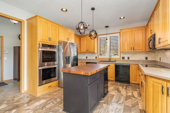 New double oven and refrigerator | Image 12