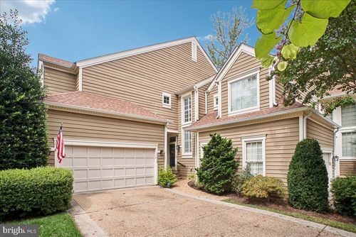 11410 Hollow Timber Way, RESTON, VA, 20194-1906 | Card Image
