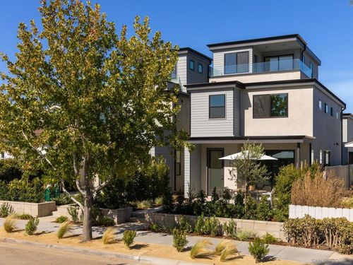 3721 Yosemite St, San Diego, CA, 92109-6732 | Card Image