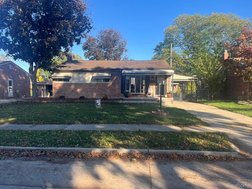 6510 Fairfield St, Garden City, MI, 48135-1674 | Card Image