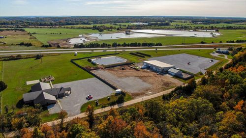 558 Lucky Rd, Seymour, MO, 65746-8982 | Card Image