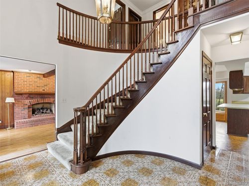 1135 Hickory Hill Dr, Rochester Hills, MI, 48309-1706 | Card Image