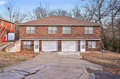 11612-11610-11612 Ivanhoe Ct, Independence, MO, 64052-3944 | Card Image