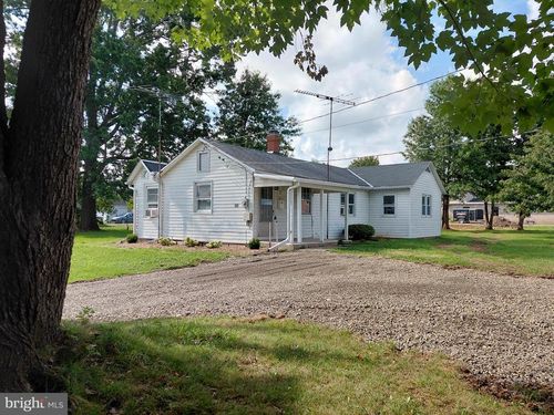 205 E Mill St, QUAKERTOWN, PA, 18951-1326 | Card Image