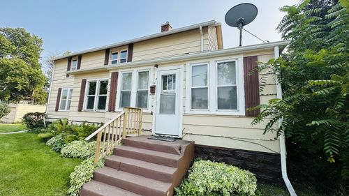 822 N Washington Street, ABERDEEN, SD, 57401 | Card Image