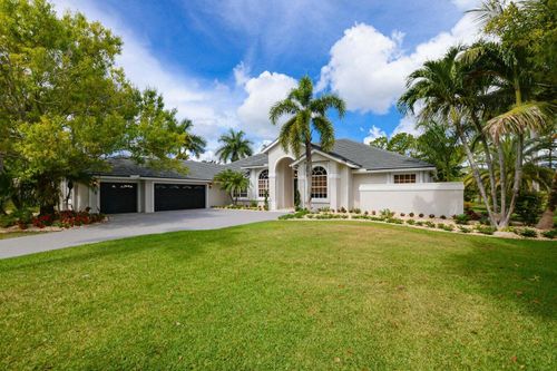 7981 Woodsmuir Dr, Palm Beach Gardens, FL, 33412-1637 | Card Image