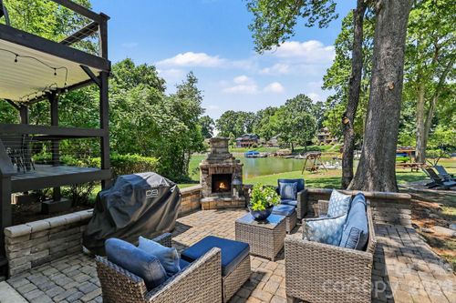 118 Waterfowl Ln, Mooresville, NC, 28117-8144 | Card Image