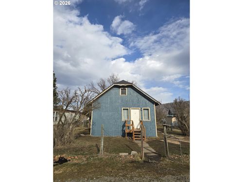 303 Donald St, Wallowa, OR, 97885 | Card Image