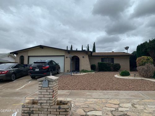 4620 Capricorn Dr, El Paso, TX, 79924-1718 | Card Image
