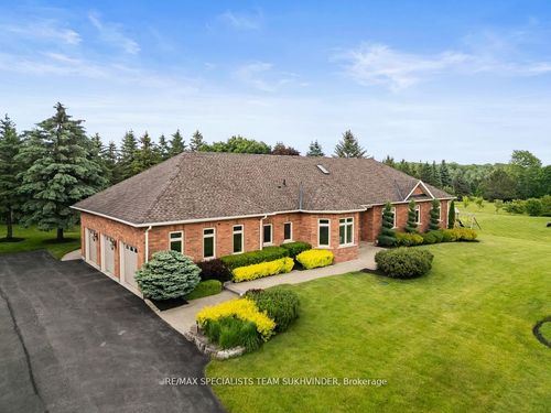 7 Golfdale Crt, Bolton, ON, L7E0B3 | Card Image