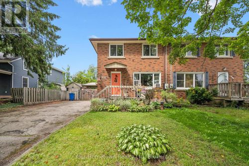 497 St Patrick St E, Fergus, ON, N1M1N1 | Card Image