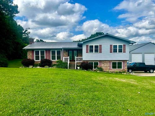 1342 County Road 122, Fort Payne, AL, 35968-6031 | Card Image