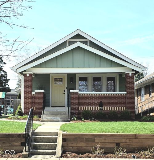 60 N Kenyon St, Indianapolis, IN, 46219-6108 | Card Image