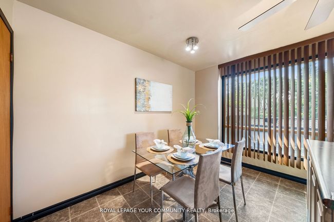 203 Taunton Rd W, House attached with 3 bedrooms, 2 bathrooms and 2 parking in Oshawa ON | Image 8