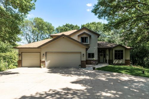 13756 Skyline Cir, Shakopee, MN, 55379-9382 | Card Image