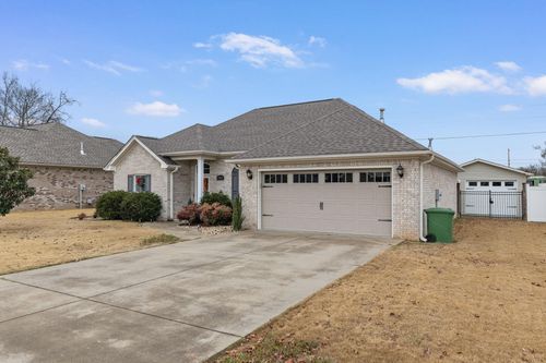 1903 Wildwood, Muscle Shoals, AL, 35661-6423 | Card Image