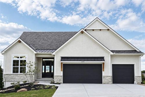 22004 W 114th Ct, Olathe, KS, 66061-8556 | Card Image