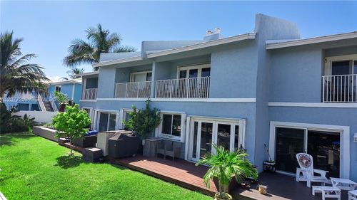 2119 Ne 44th St, Lighthouse Point, FL, 33064-7337 | Card Image