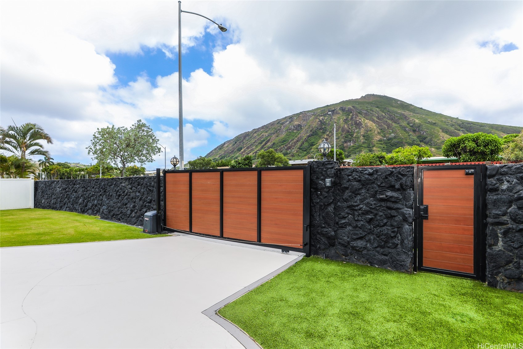 Residential in Honolulu 4