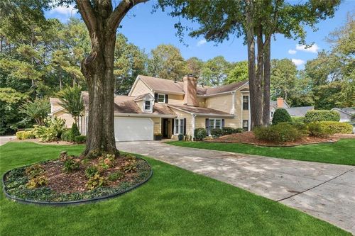 115 Great Oaks Ln, Roswell, GA, 30075-2954 | Card Image
