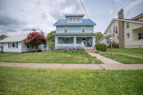 77 4th St Ne, Carrollton, OH, 44615-1207 | Card Image