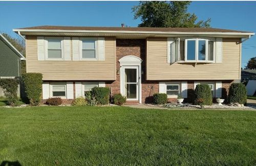 7511 Idaho Ave, Hammond, IN, 46323-2751 | Card Image