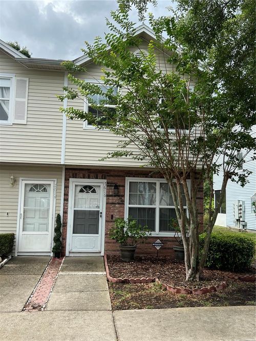 7616 Colonial Ct, TAMPA, FL, 33615-1564 | Card Image