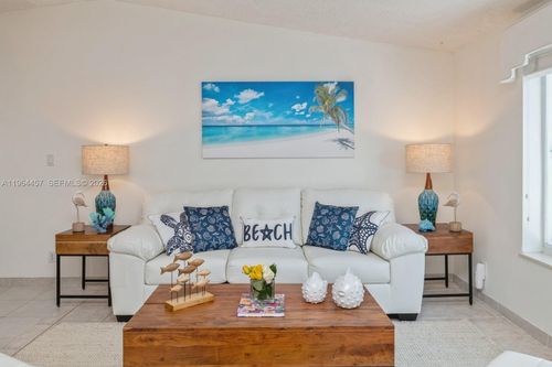 133 Silver Palm Ave, Tavernier, FL, 33070-2900 | Card Image