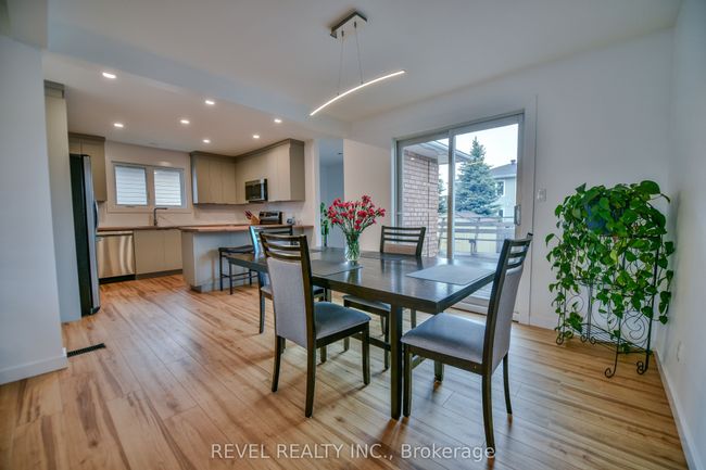 222 Laurentian Cres, House other with 5 bedrooms, 2 bathrooms and 3 parking in Timmins ON | Image 6